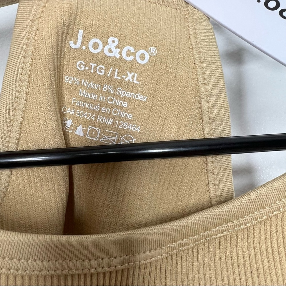 JO+CO Ribbed Tank - Picture 3 of 3
